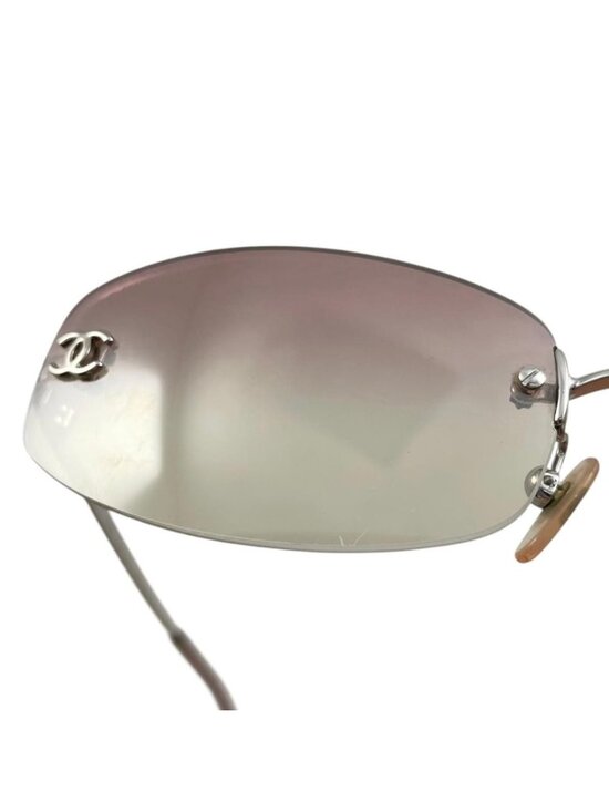 Chanel Sunglasses CC Logo Rimless Gradient Pink Yellow Silver Eyewear main image 8